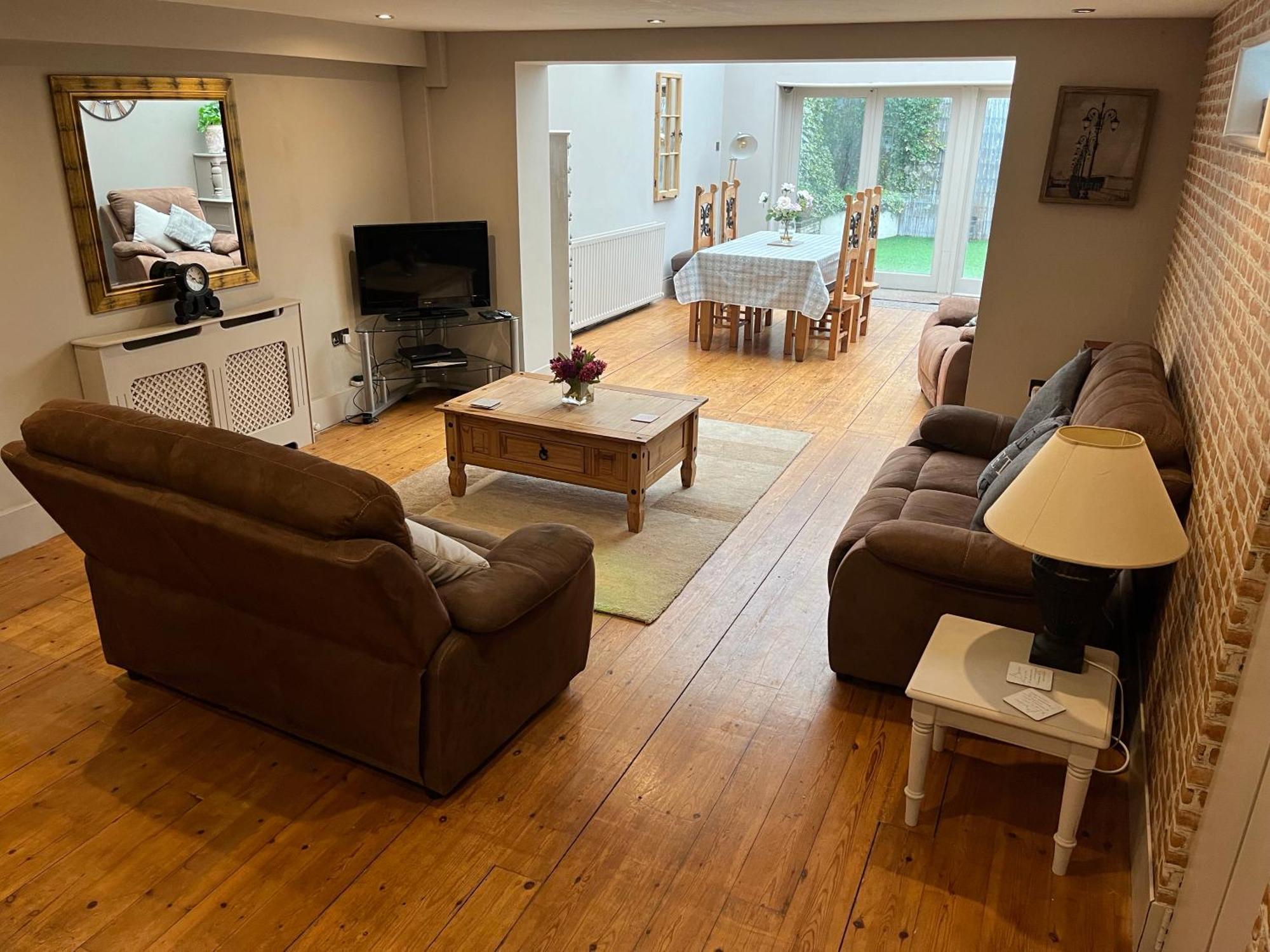 Large 2-Bed House Derbyshire Off Chatsworth Rd Честерфилд Экстерьер фото
