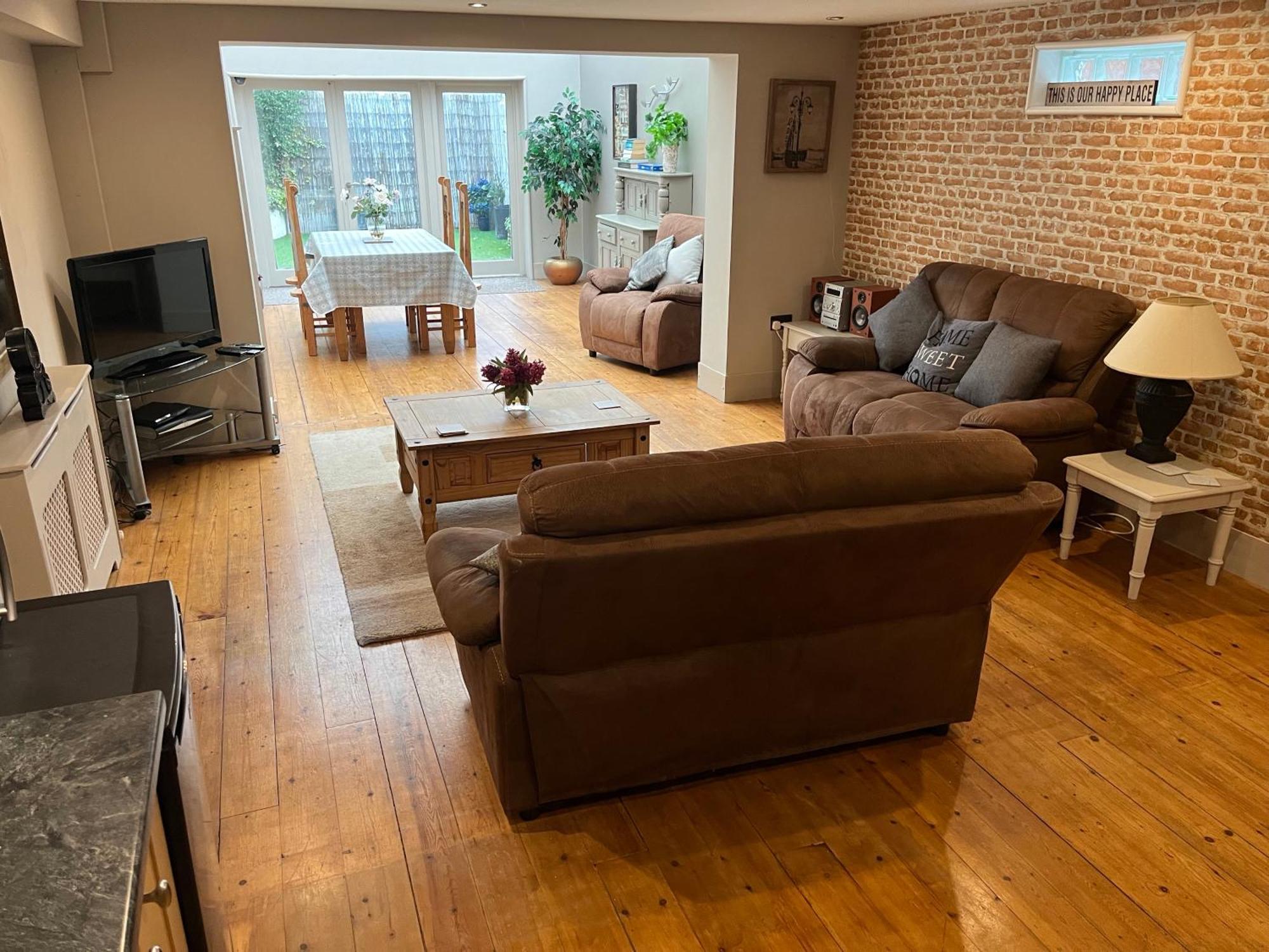 Large 2-Bed House Derbyshire Off Chatsworth Rd Честерфилд Экстерьер фото